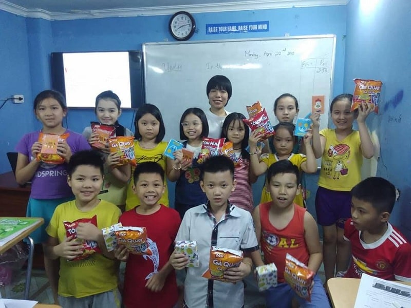 Tặng thưởng thành tích học tập